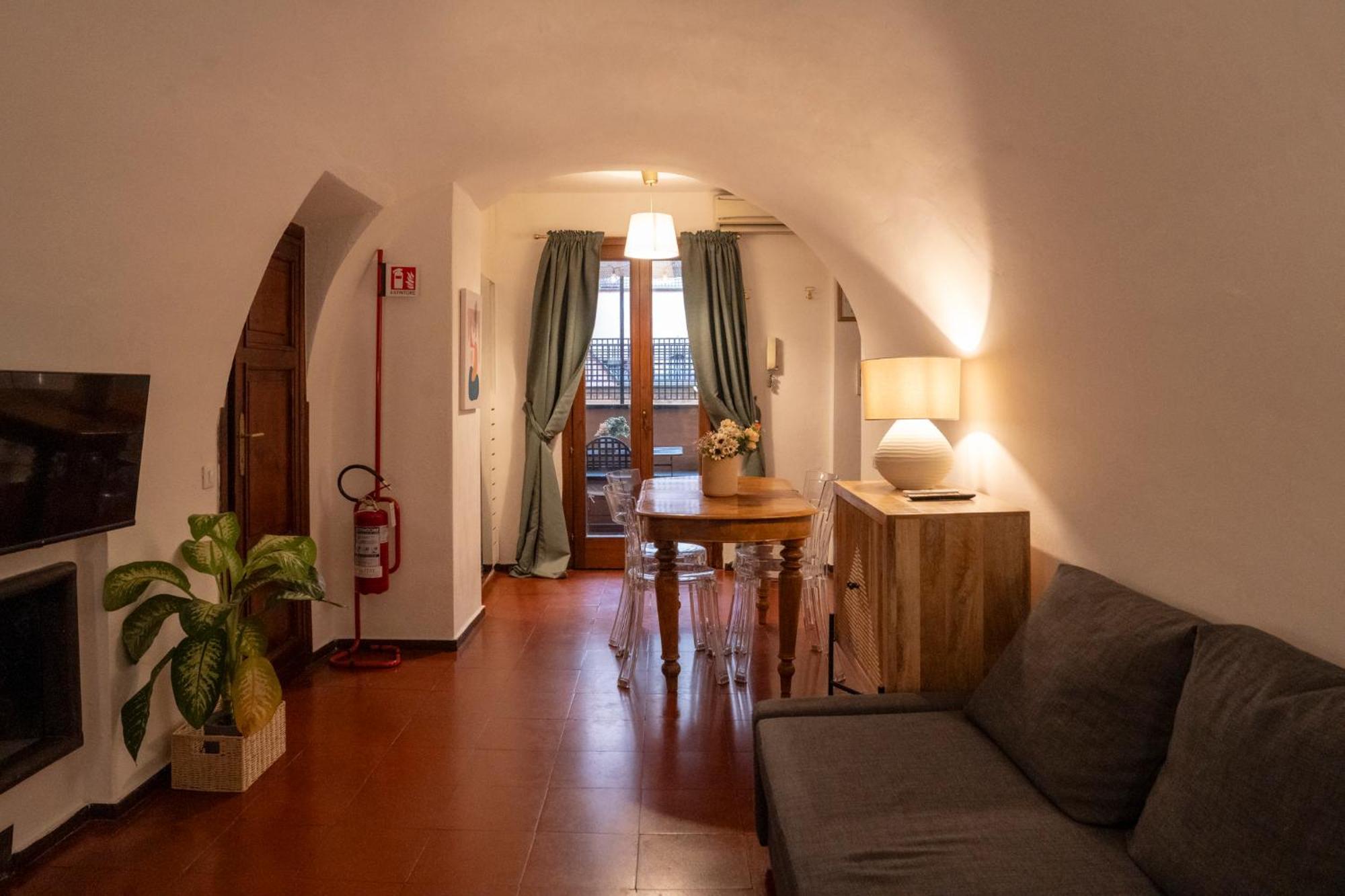 Arco Del Calidarium - Pantheon Apartment Rome Exterior photo